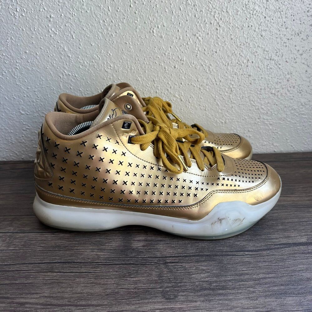 Nike Kobe 10 X Mid EXT Liquid Gold Metallic Size 11‎ Basketball Shoes 802366-700